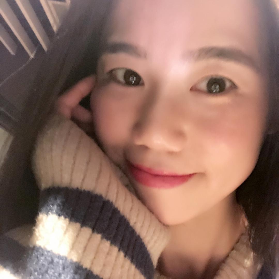 Lee洁