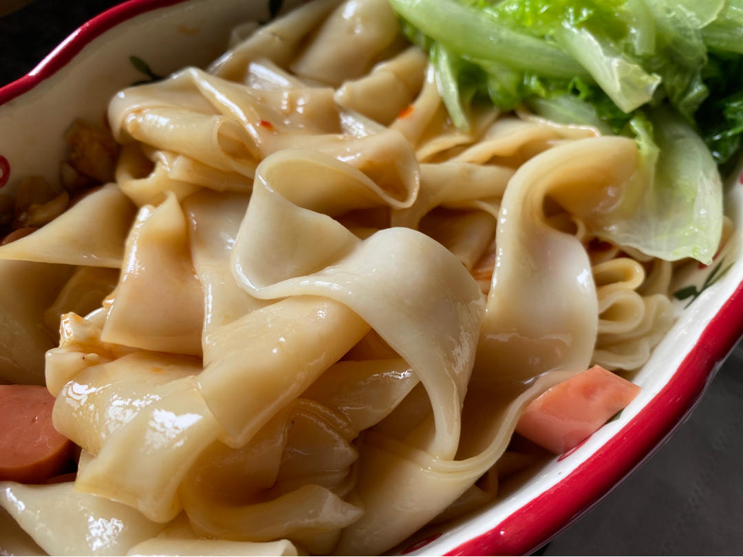 油泼扯面这样做最方便