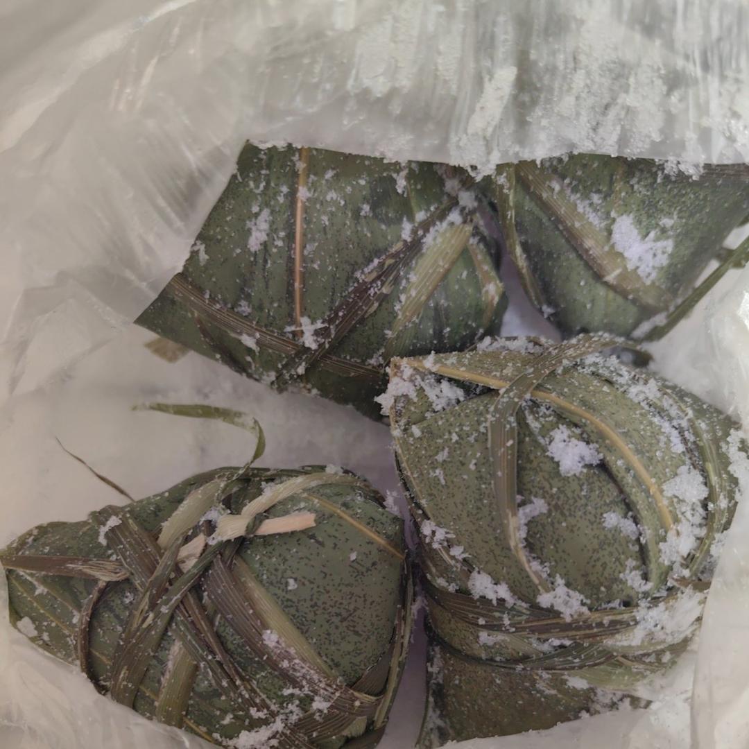 妈咪的♥️私房秘制咸蛋黄肉粽