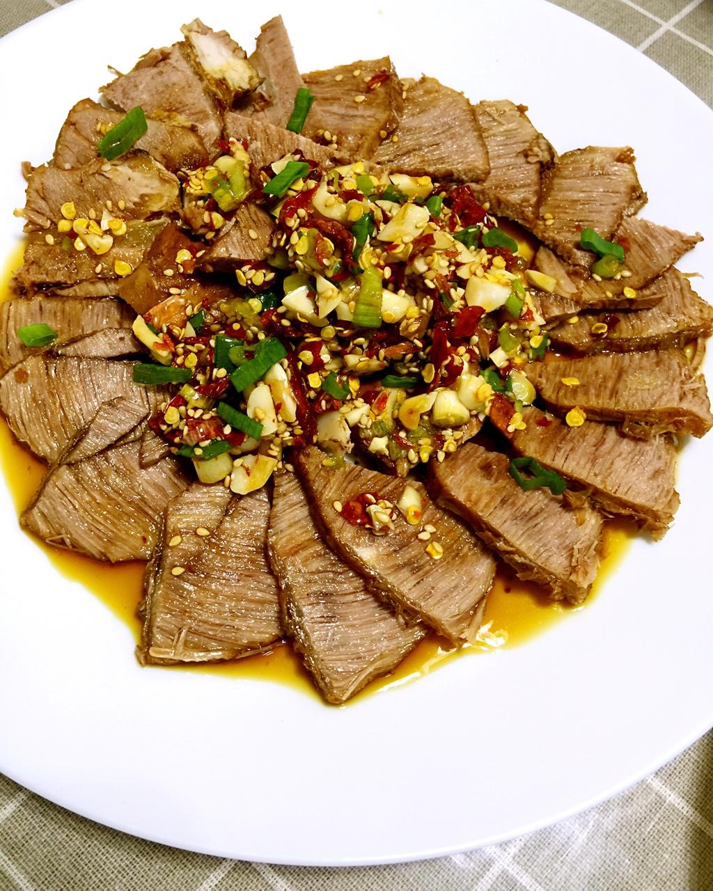 凉菜 凉拌牛肉 笨熊628做的凉拌牛肉 赞