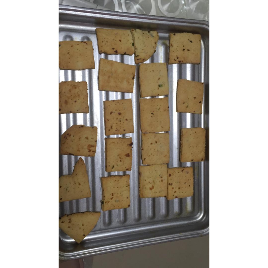 嘎嘣脆——香葱苏打饼干