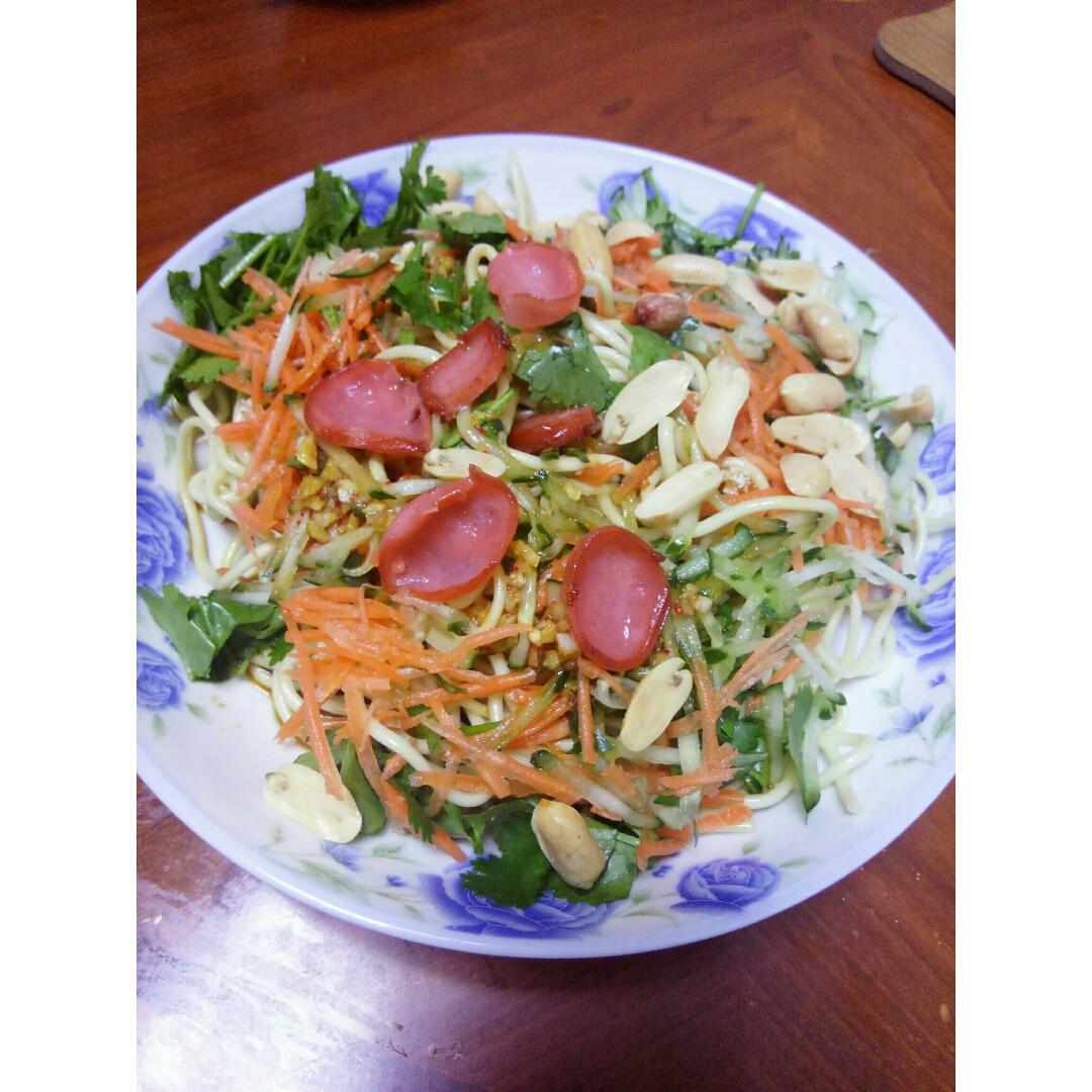 鸡丝凉面