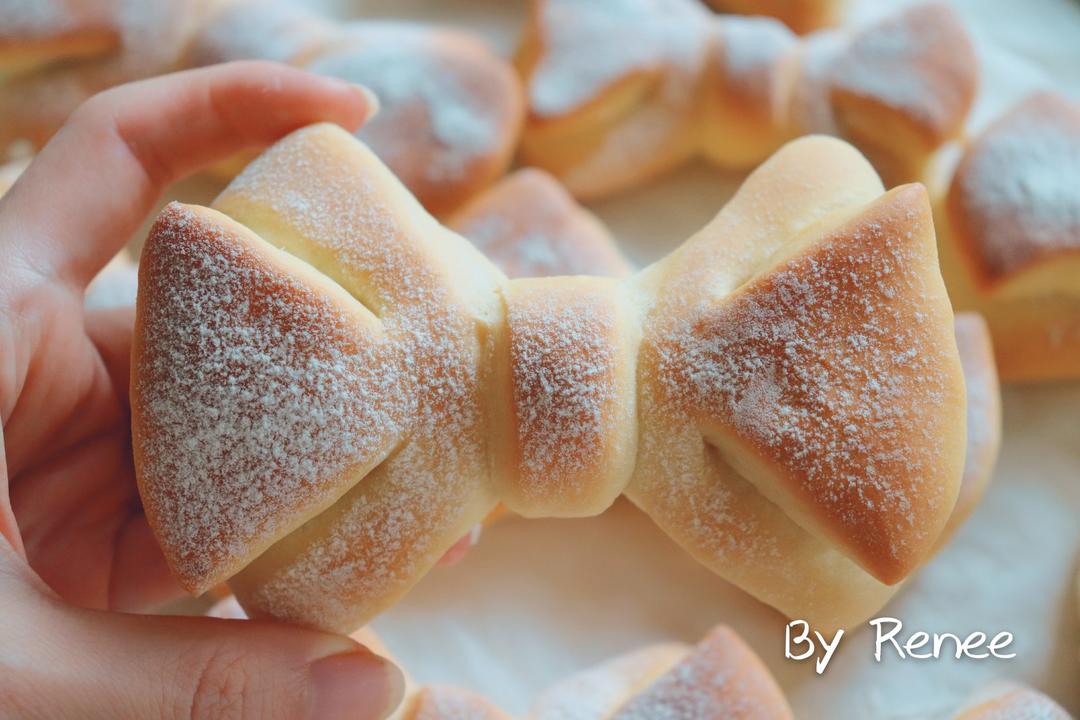 满满少女心的蝴蝶结🎀面包