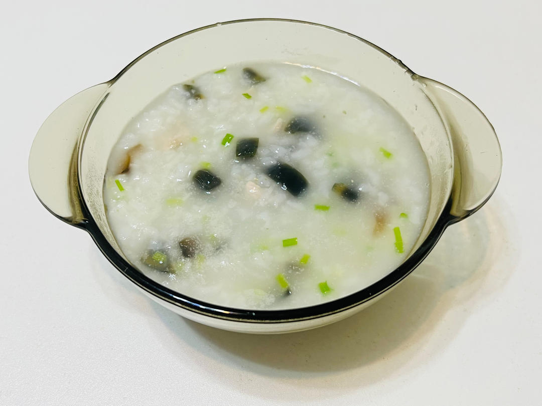 堂妈小厨——超好喝的皮蛋瘦肉粥