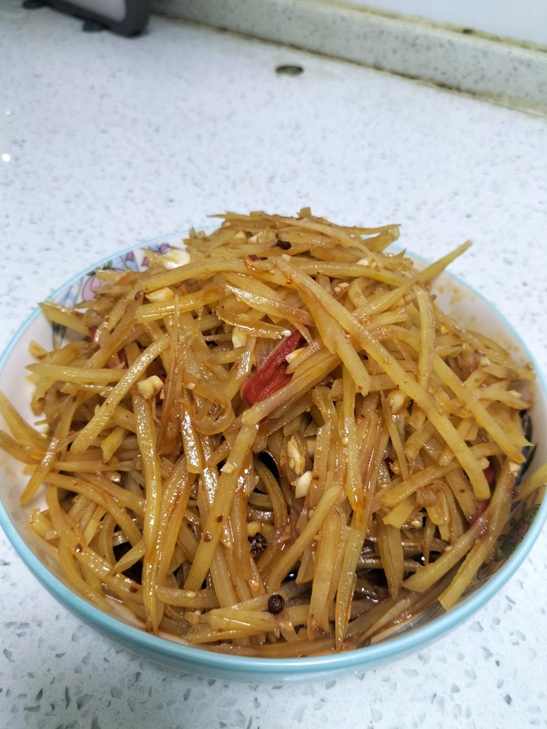 凉拌酸辣土豆丝