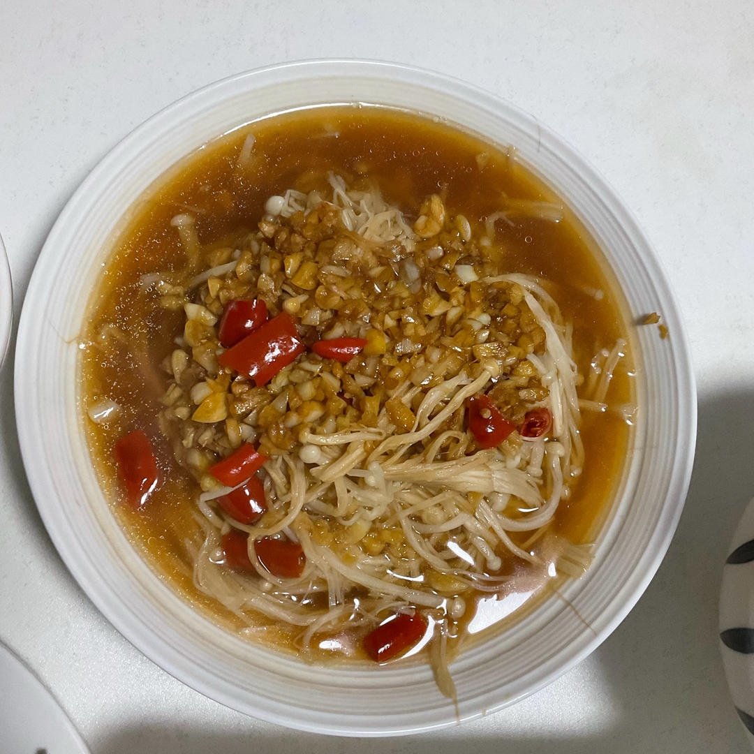 超级下饭的蒜蓉金针菇！好吃到爆