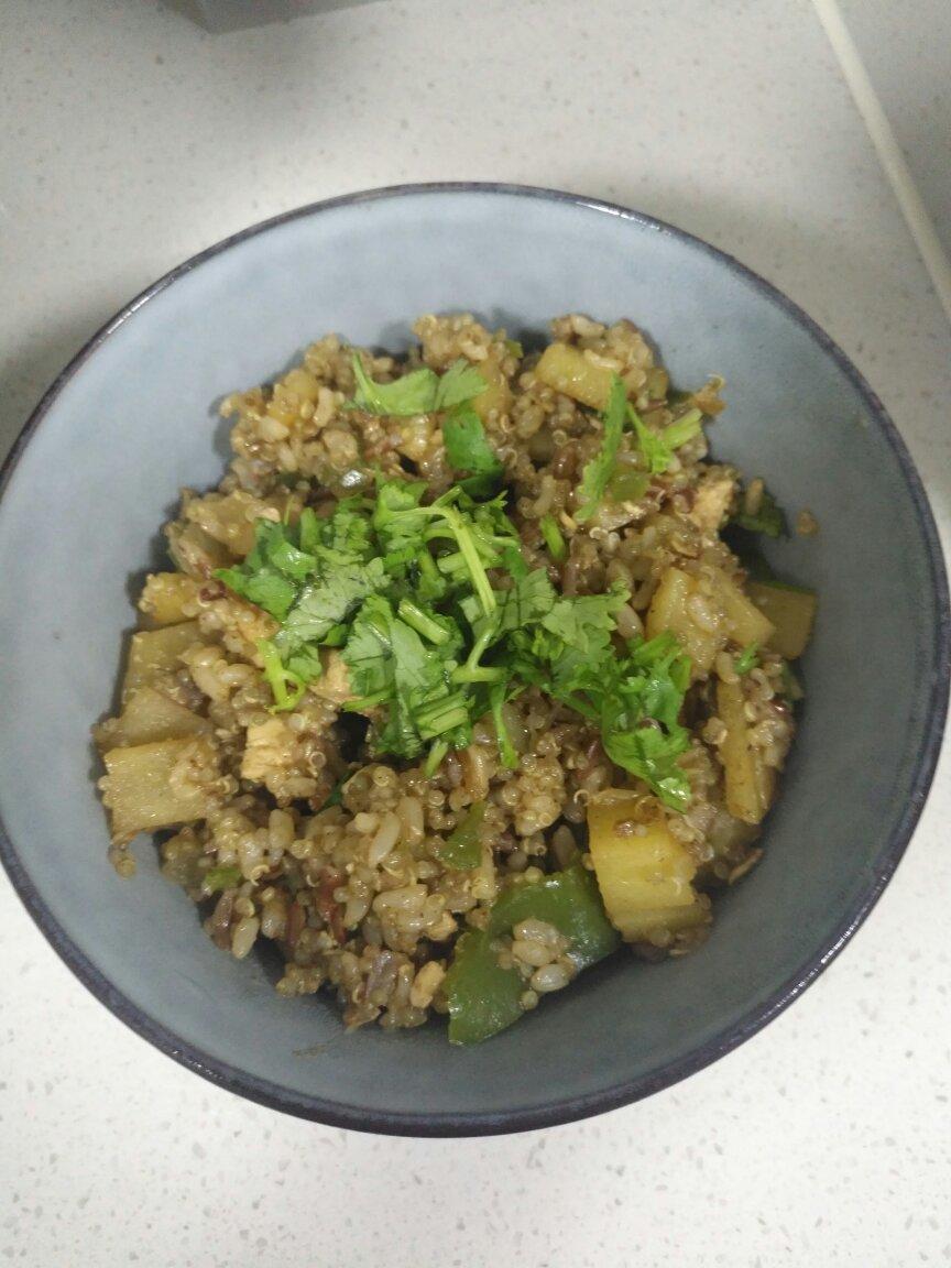 【健康三餐】鱼肉末炒西芹