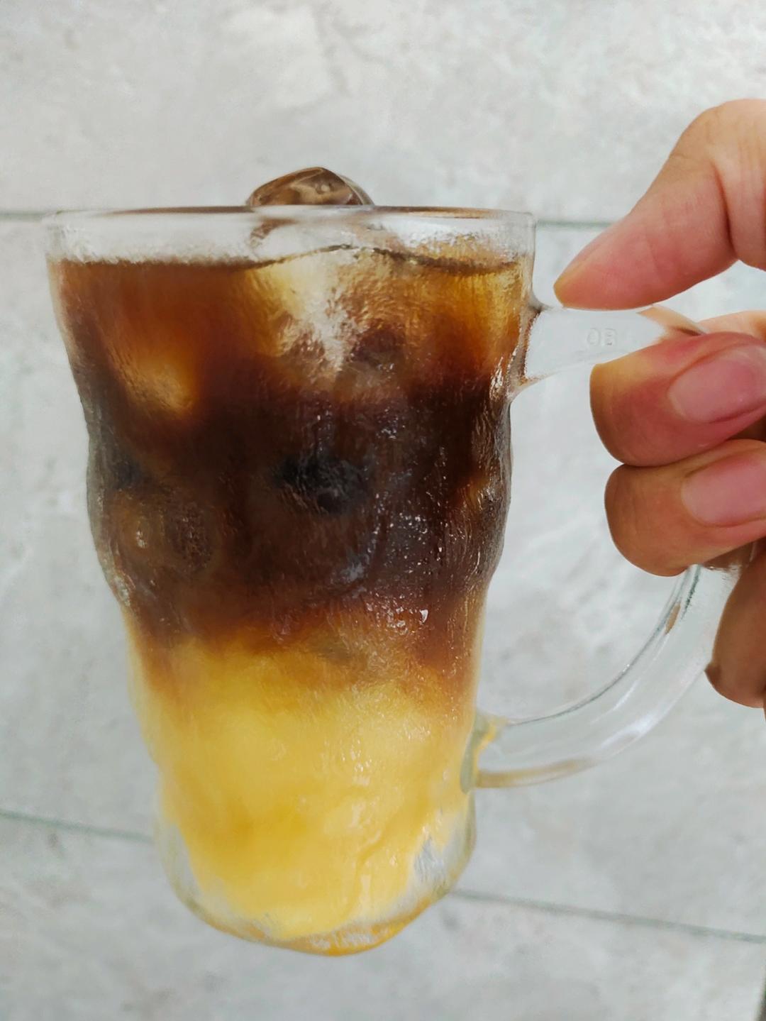 香橙🍊冰美式咖啡