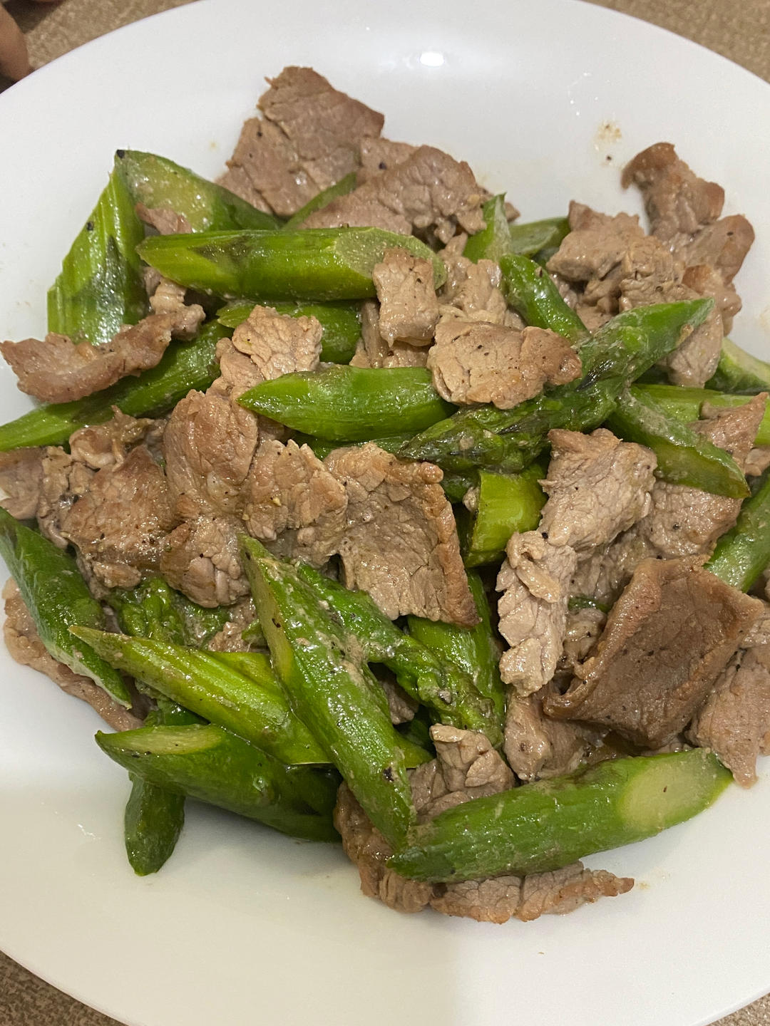 芦笋炒牛肉