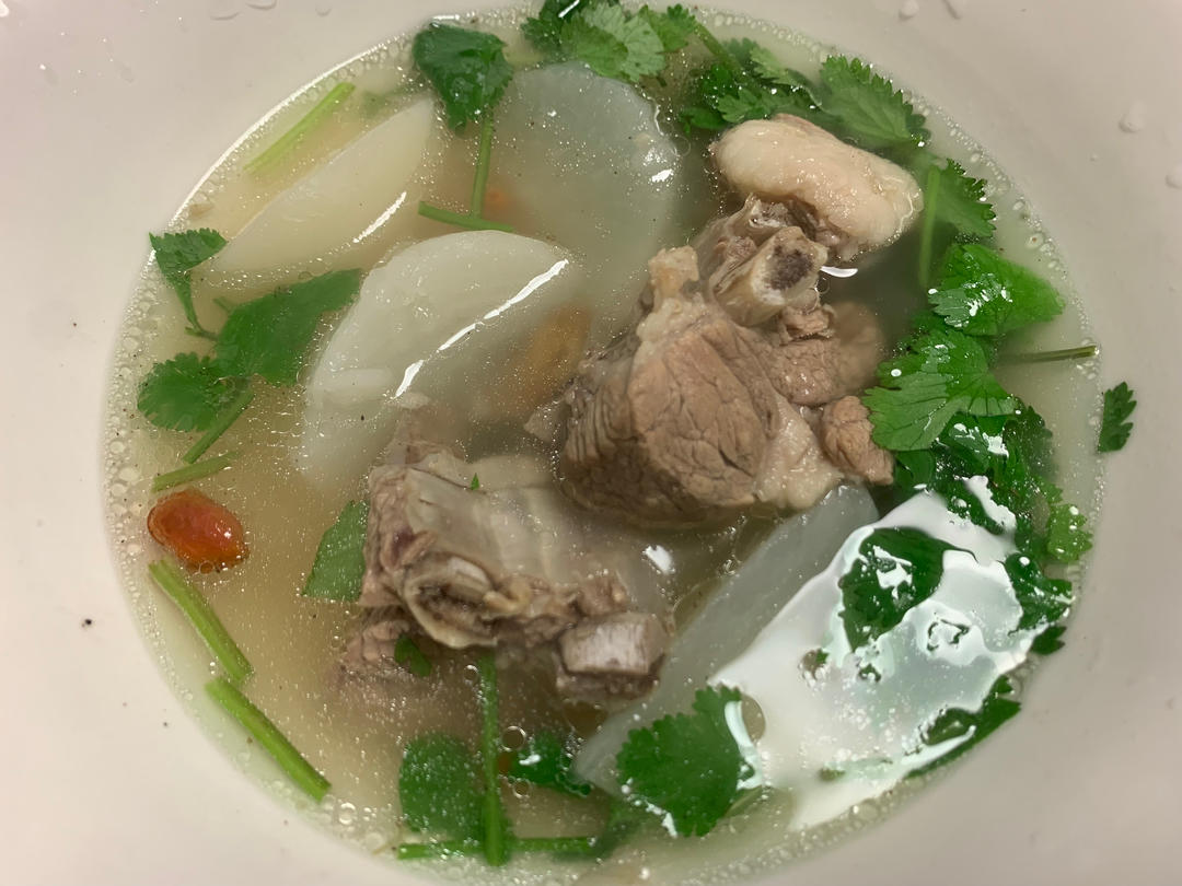 羊肉汤(炖萝卜)