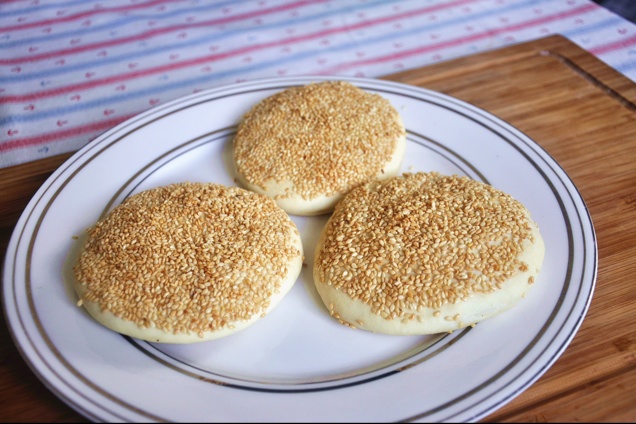 颜美丽和杨英雄的幸福生活做的烫面空心烧饼