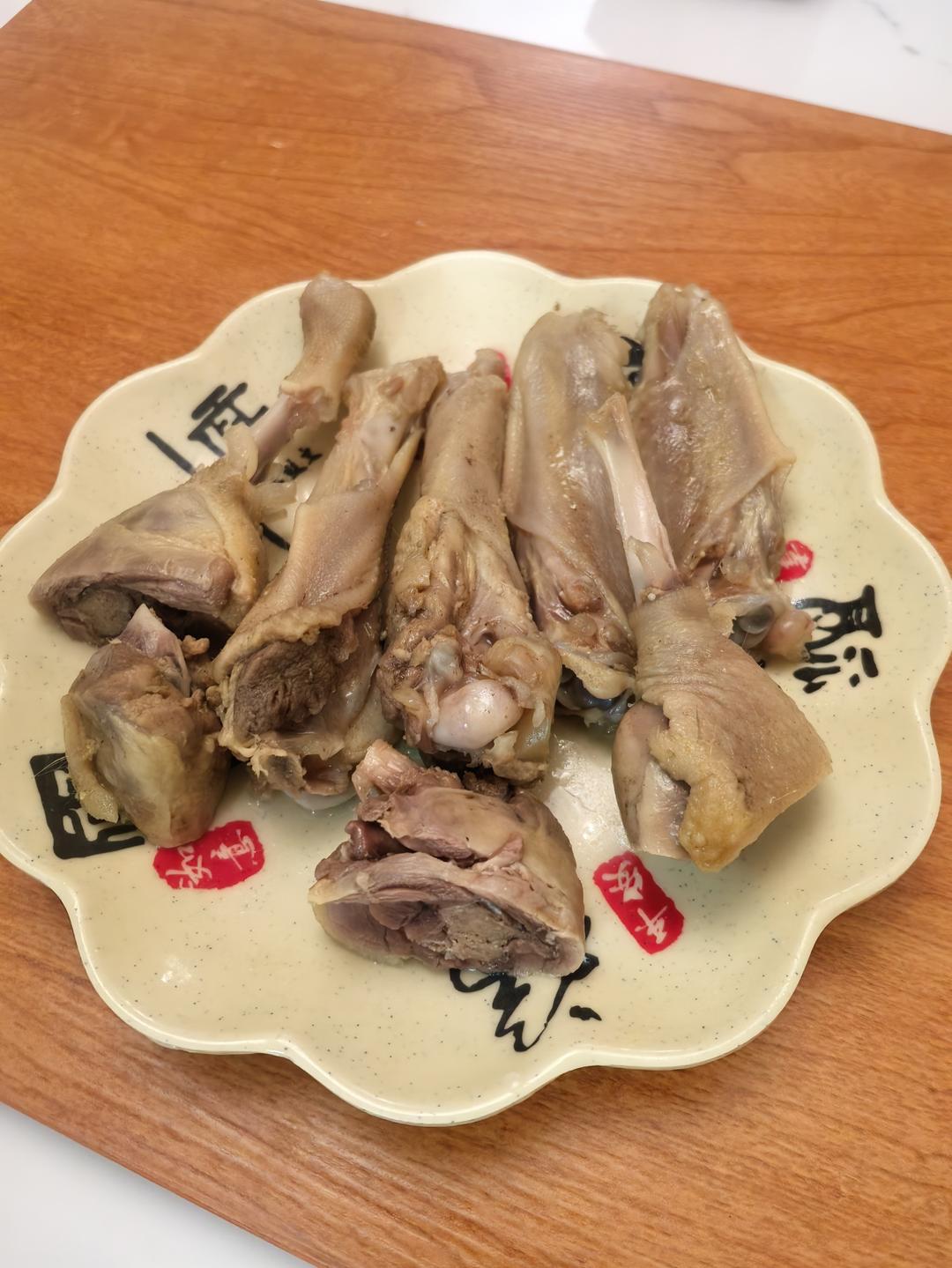 首次成功的盐水鸭腿