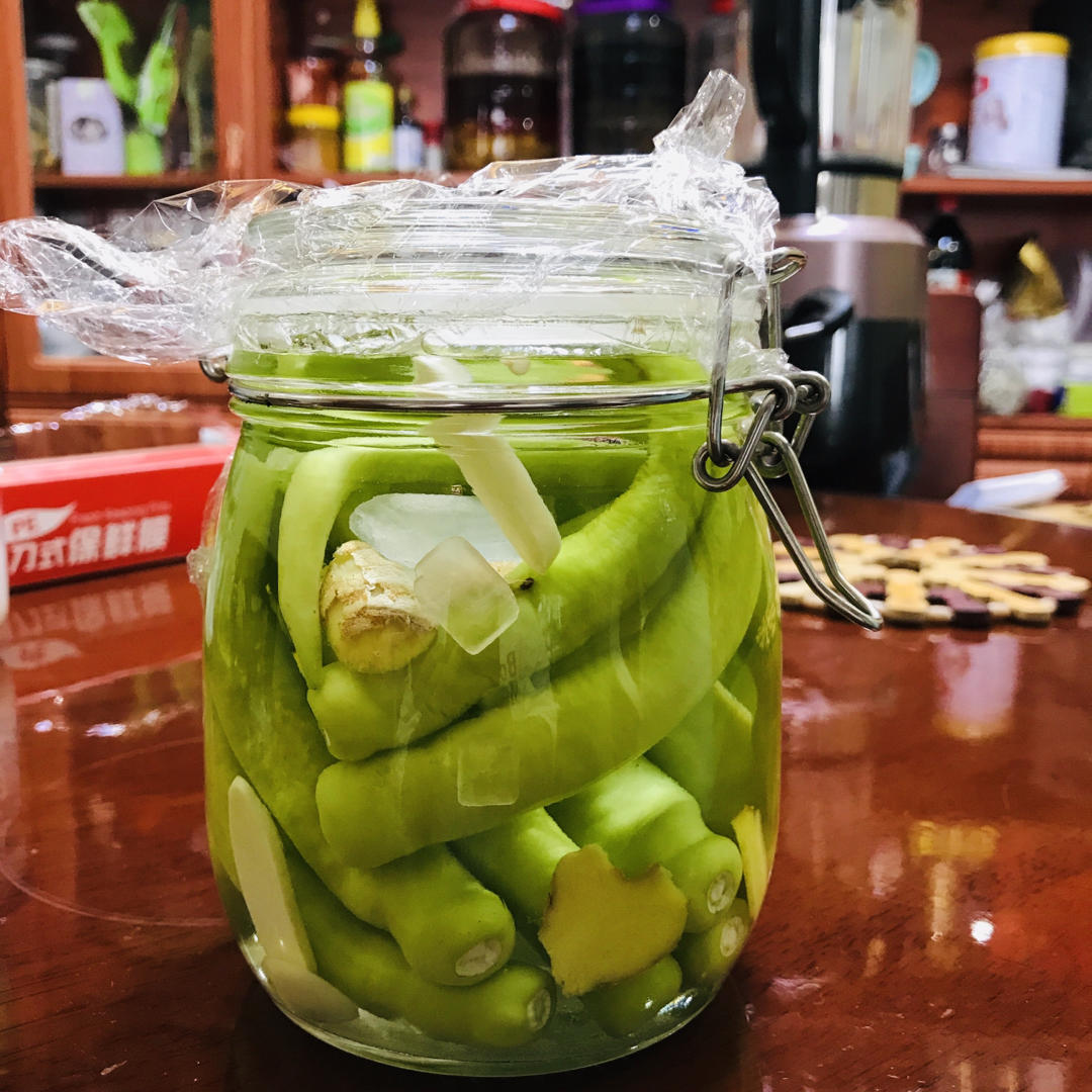 自制泡椒（腌小米椒）