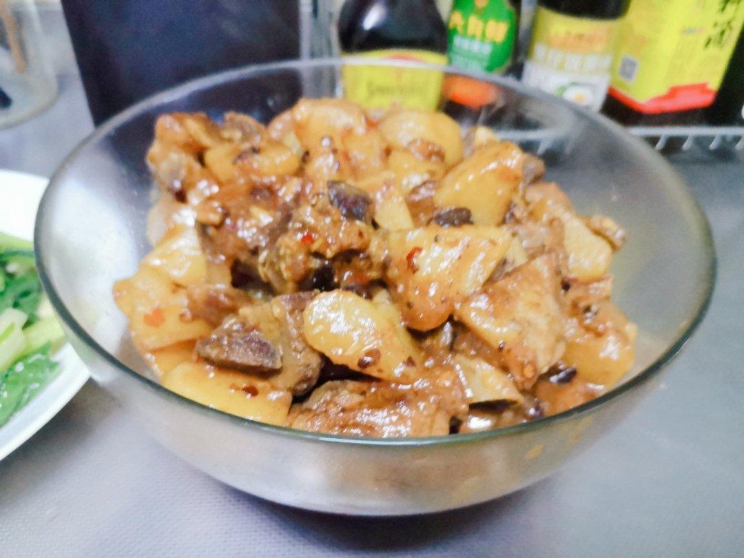 土豆炖排骨