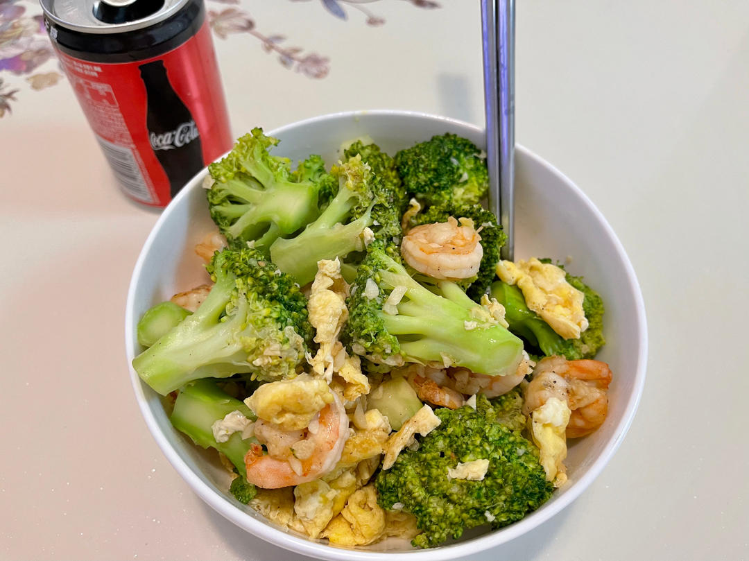 健康低卡家常菜 - 西兰花虾仁木耳炒蛋