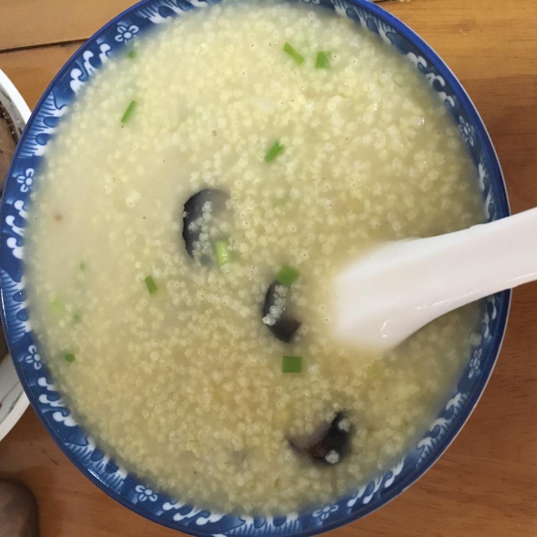 海参小米粥