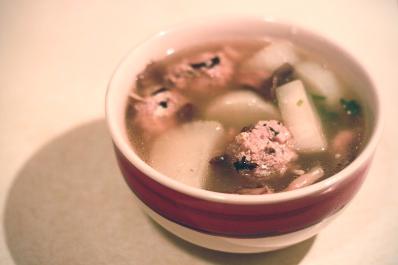 牛肉丸子萝卜汤