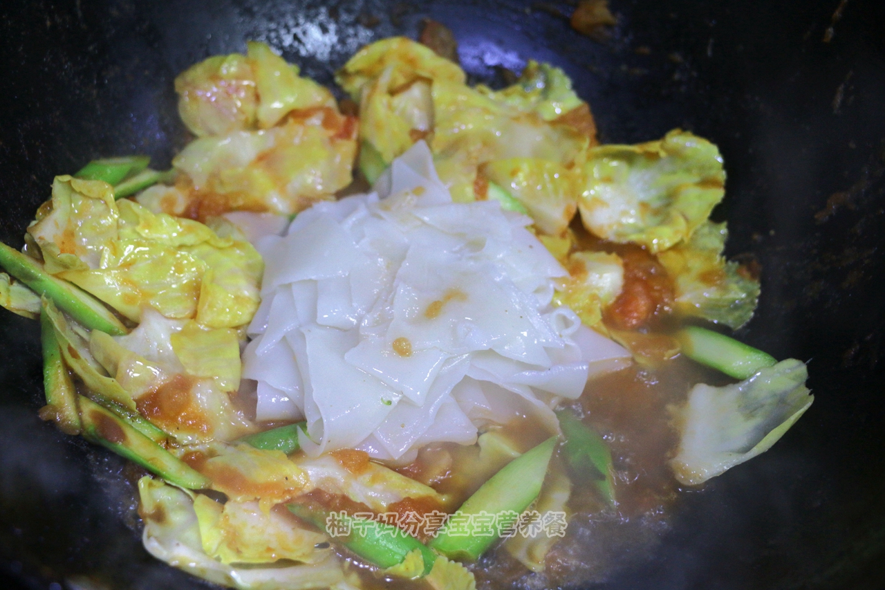 炒饺子皮蔬菜面片的做法 步骤8