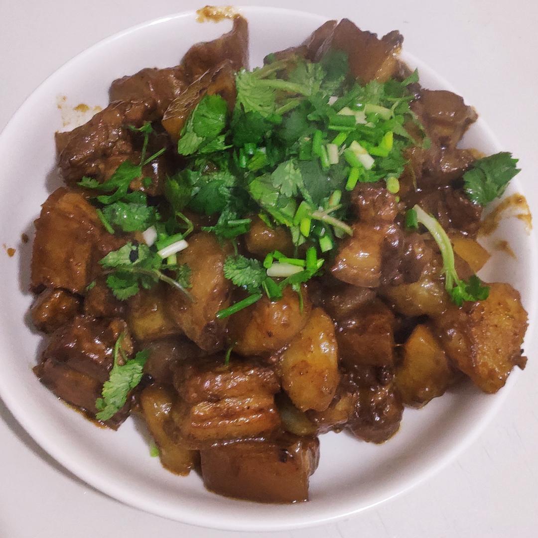 红烧肉炖土豆