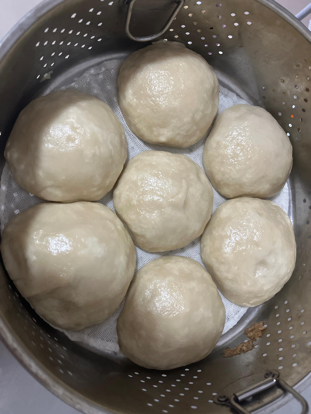 全家人都爱吃的白面馒头 蓬松煊软 水光肌表皮 面香味十足