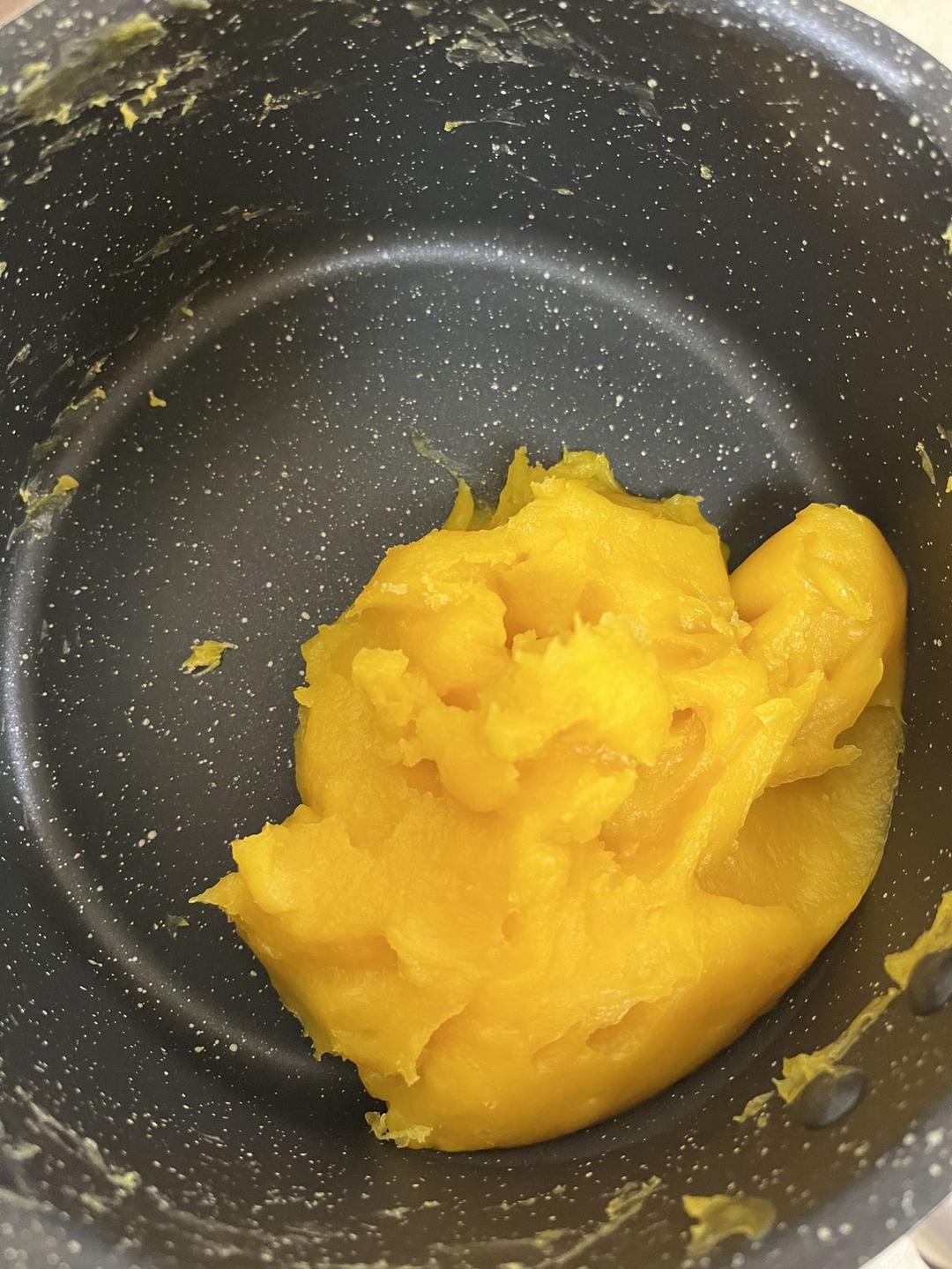奶黄馅儿和奶黄包
