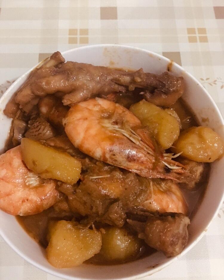 超入味的鸡爪煲，吃过就忘不了
