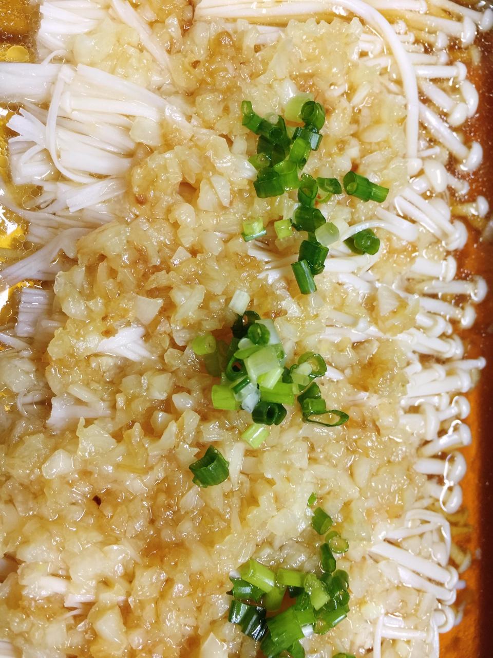 蒜蓉蒸金针菇