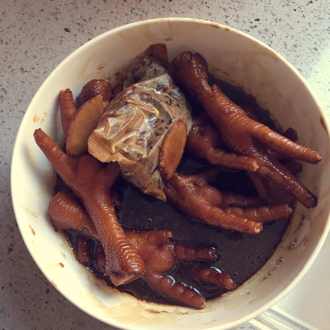 香辣卤鸡爪
