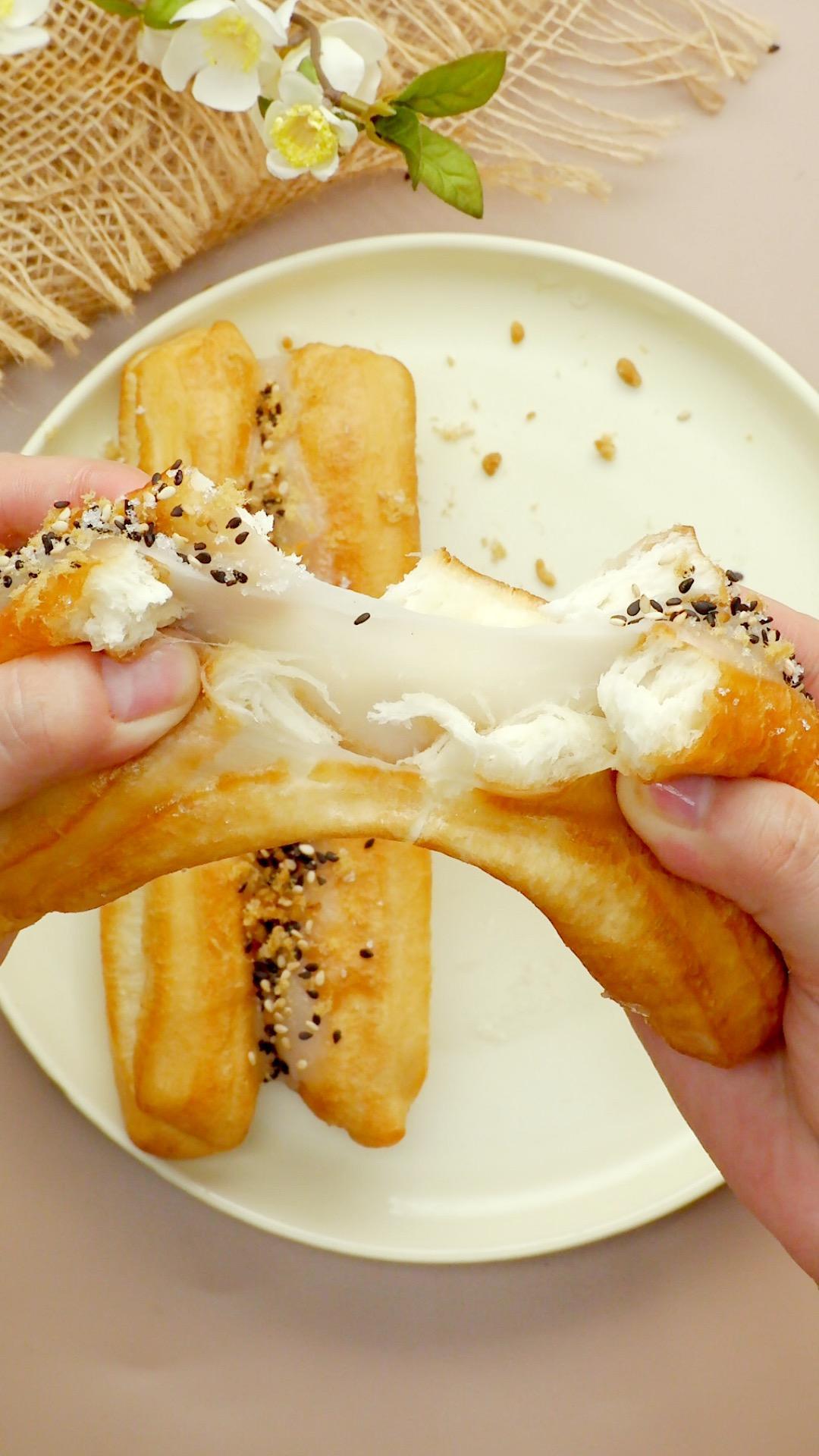 油条包麻糍的做法