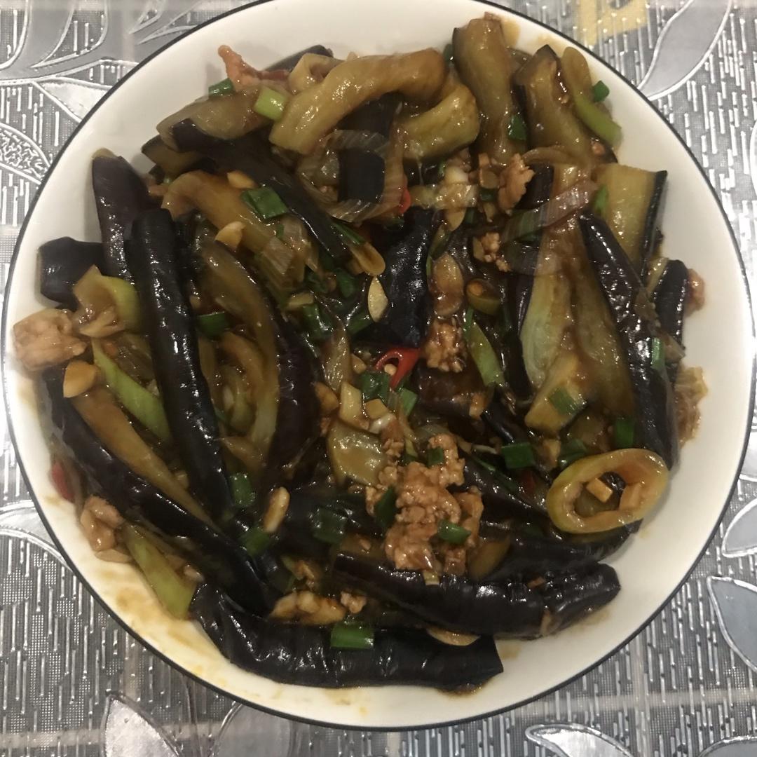 开胃下饭菜！巨简单的家常鱼香茄子煲