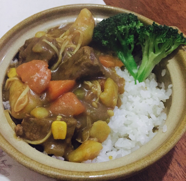 牛腩咖喱饭