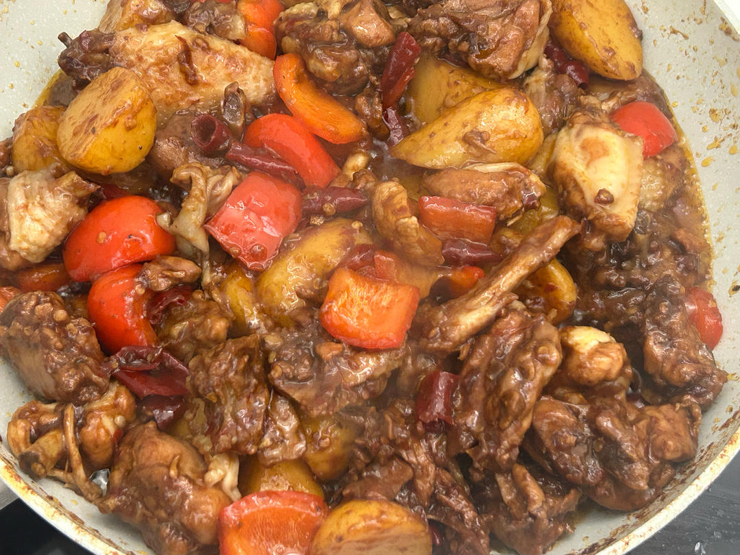 啤酒炖鸡，啤酒烧鸡，啤酒辣子鸡