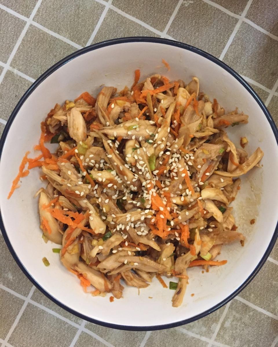 凉拌鸡丝