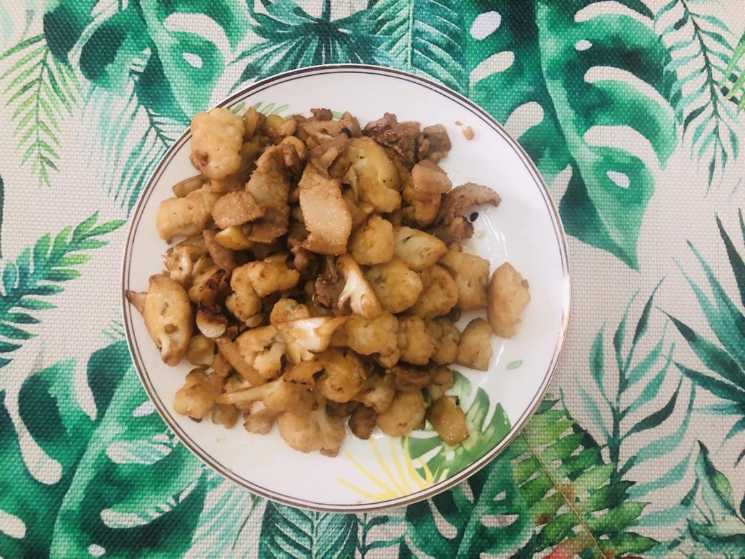 五花肉炒有机菜花