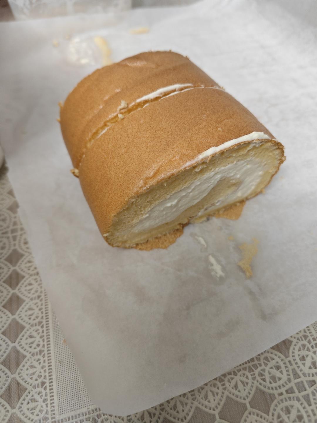 超详细的瑞士卷奶油蛋糕卷原味蛋糕卷的制作方法 饱满不掉皮不开裂（附模具换算方法）