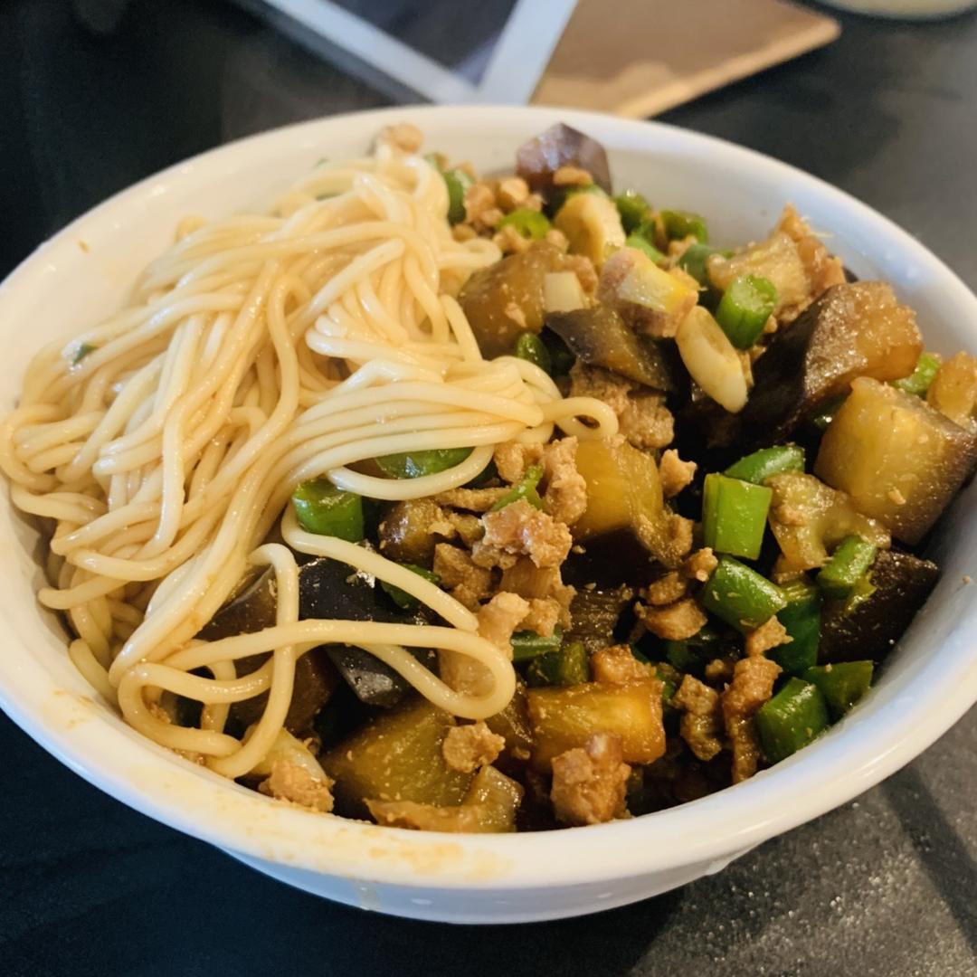 好吃到没话说的豆角茄子打卤面