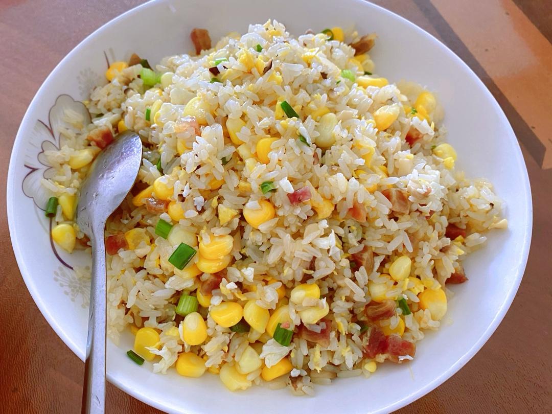 厨师长教你“蛋炒饭”如何做才好吃，答案都在这里面！