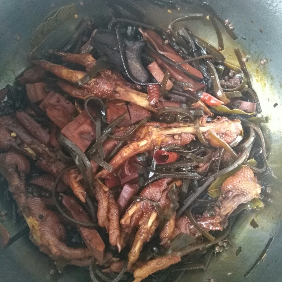 周黑鸭味～～～鸭翅 鸭爪