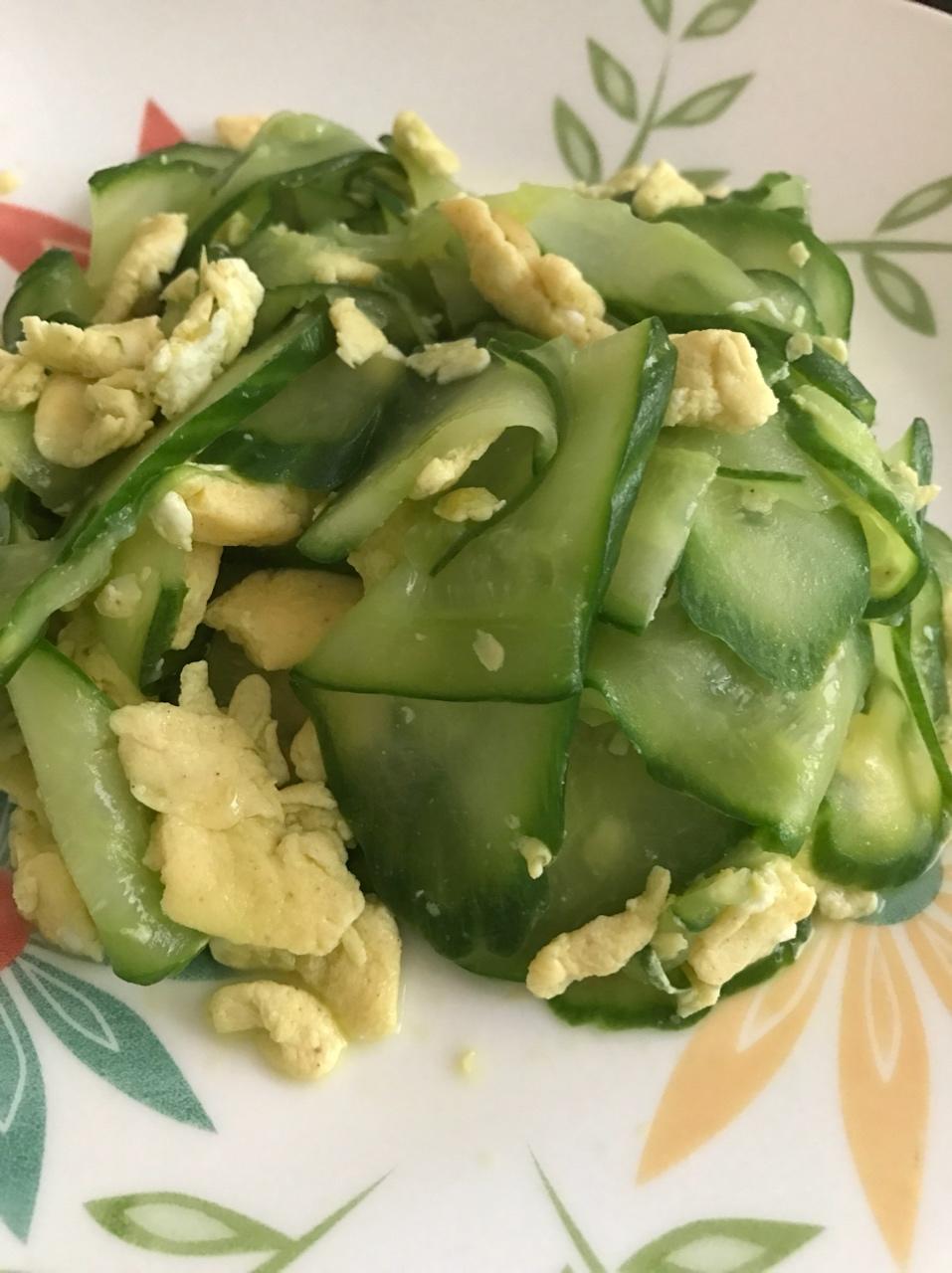 黄瓜炒鸡蛋