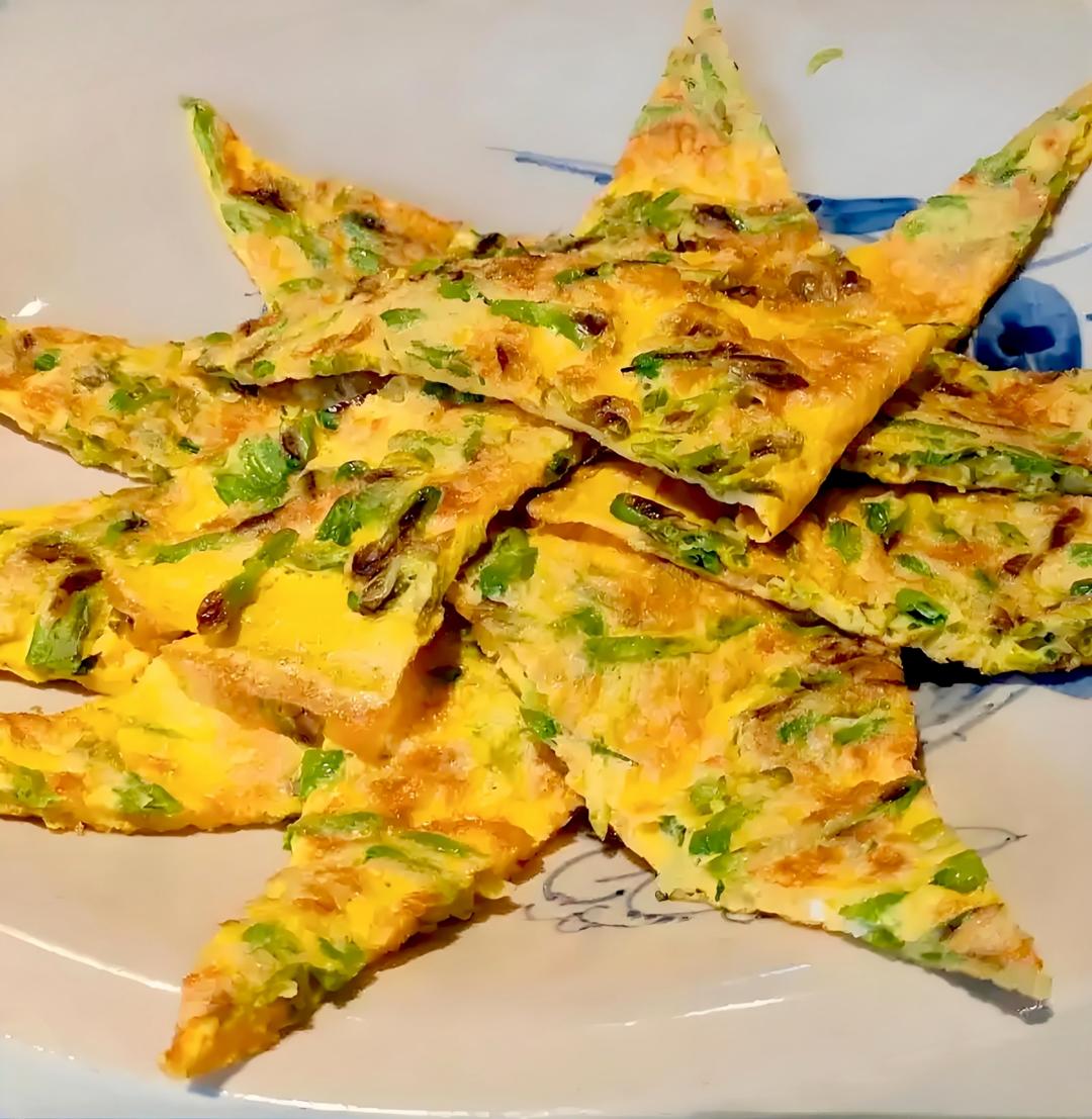 鲜菊花煎鸡蛋饼