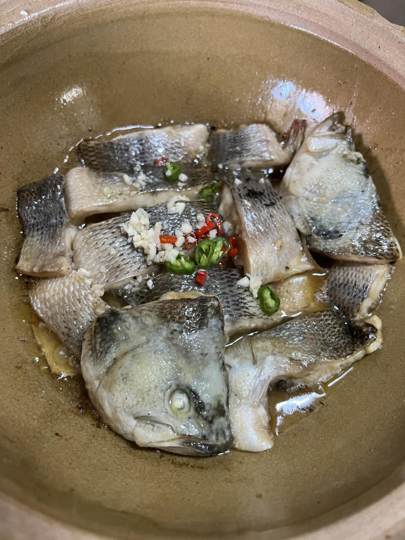 葱香焗鲈鱼