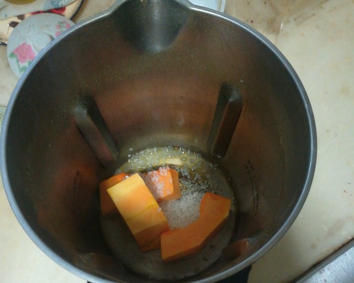 这是一个随便的南瓜粥的做法 步骤3