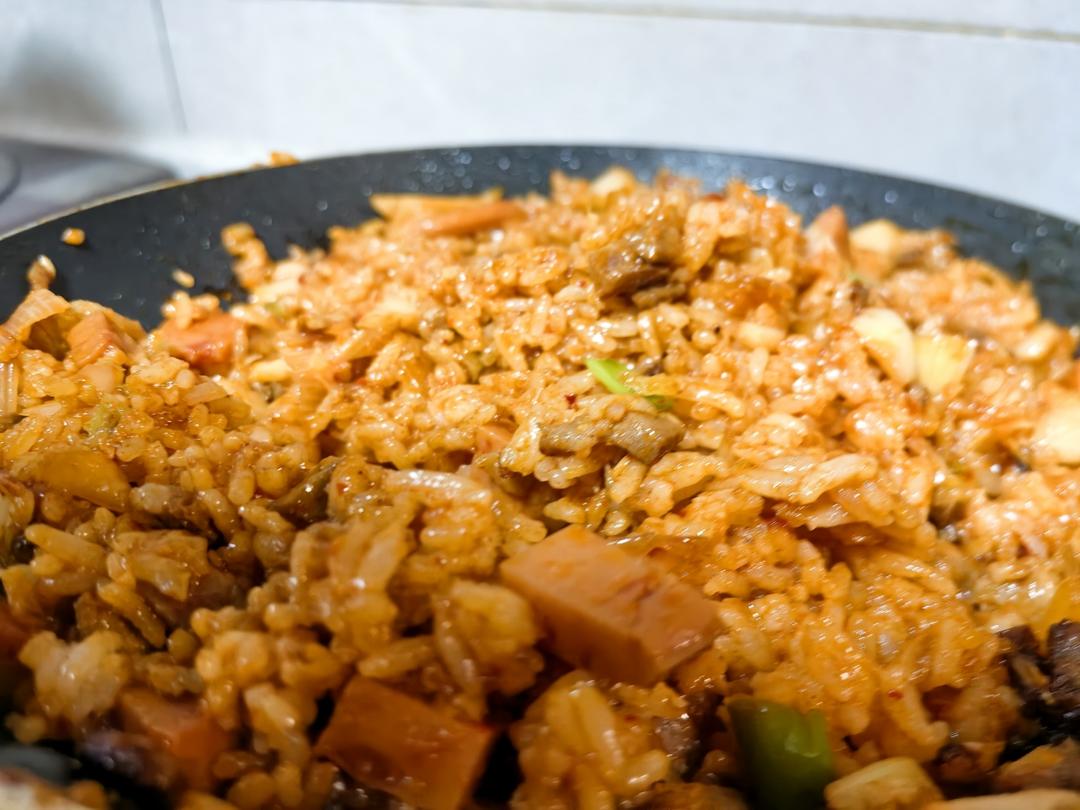 ✨好吃到停不下来❗️韩国辣白菜火腿炒饭