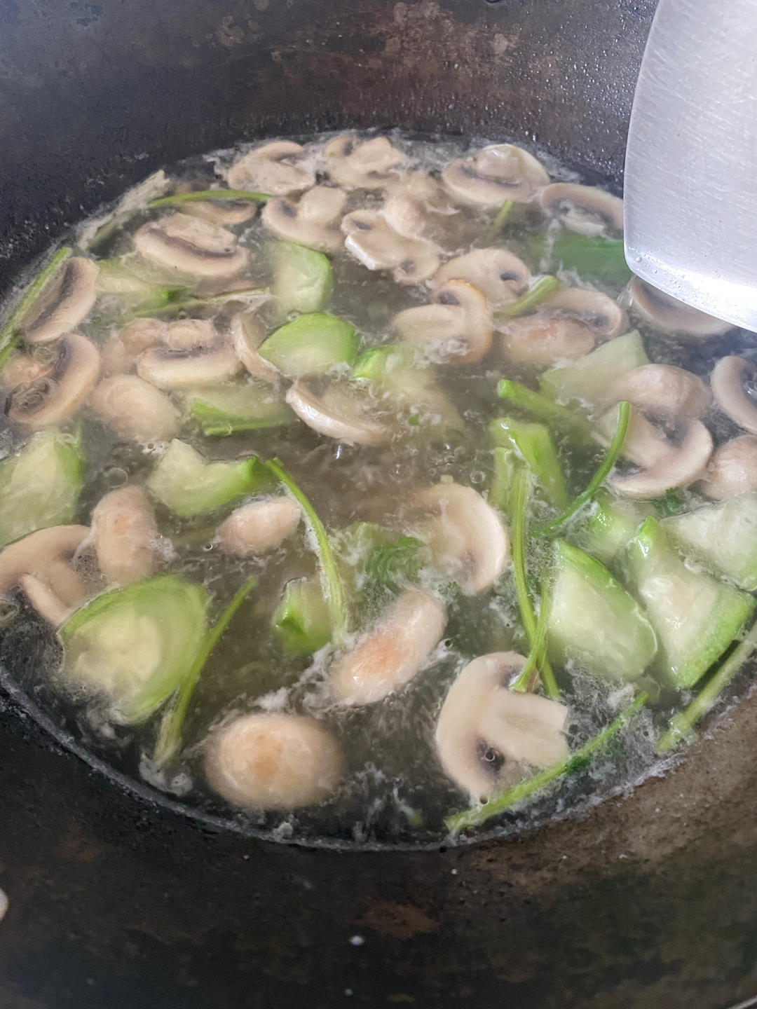 丝瓜瘦肉汤