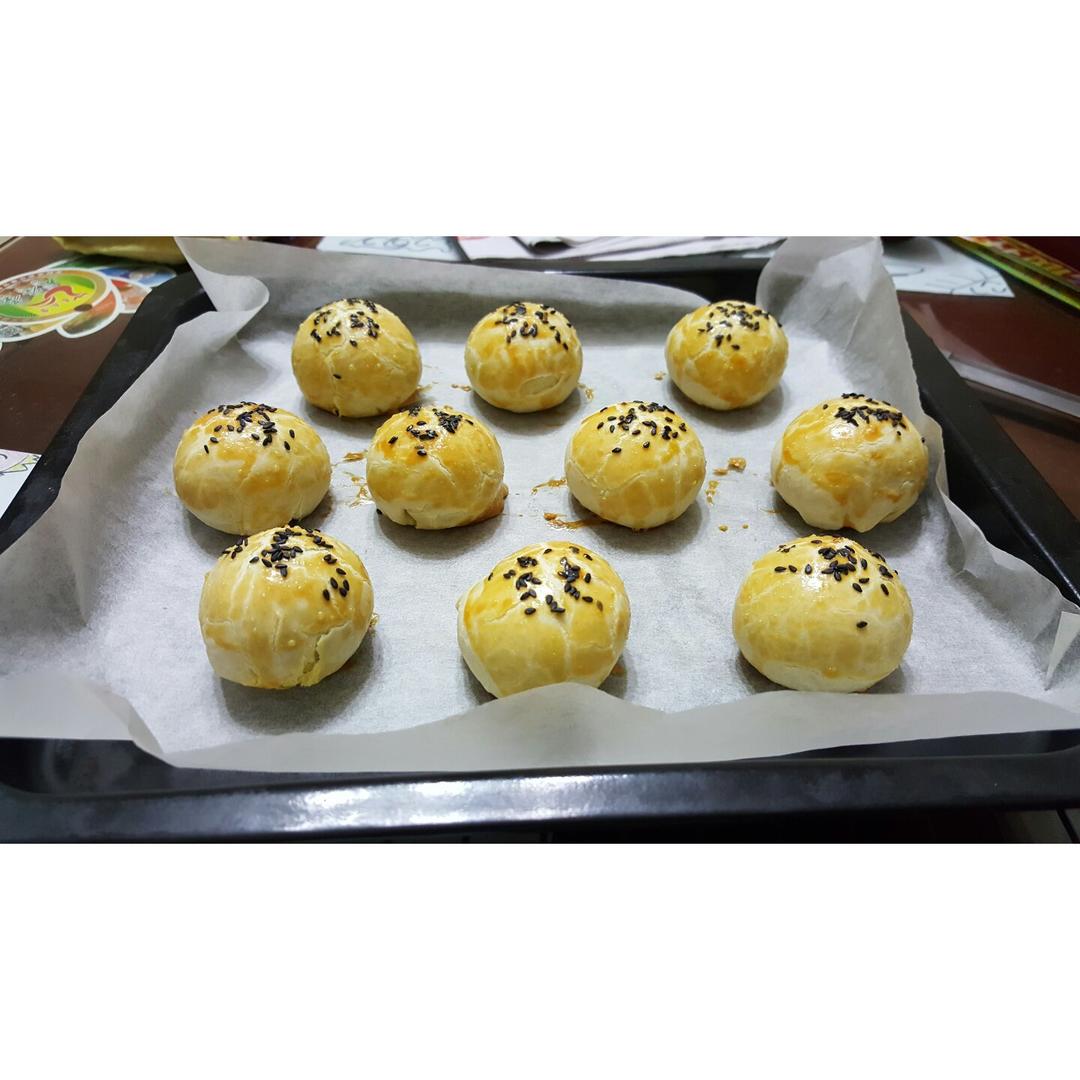 蛋黄酥