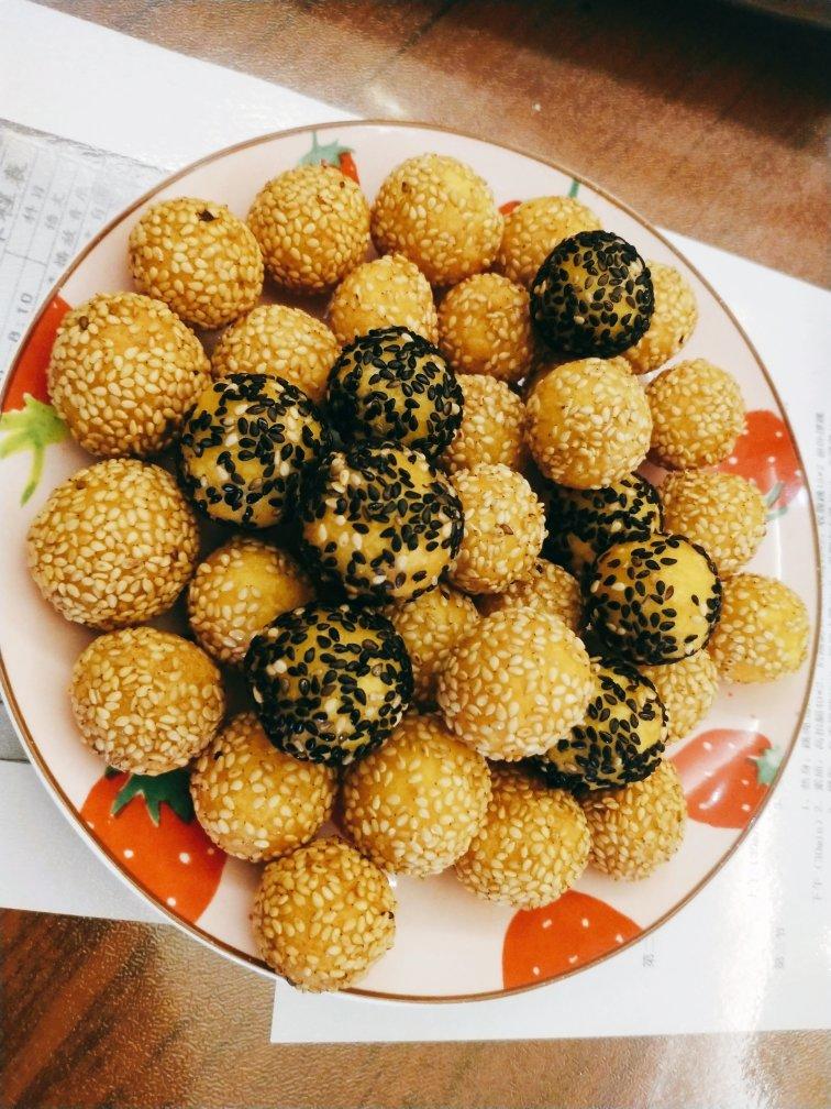 “南瓜芝麻球”聚餐必做小点心