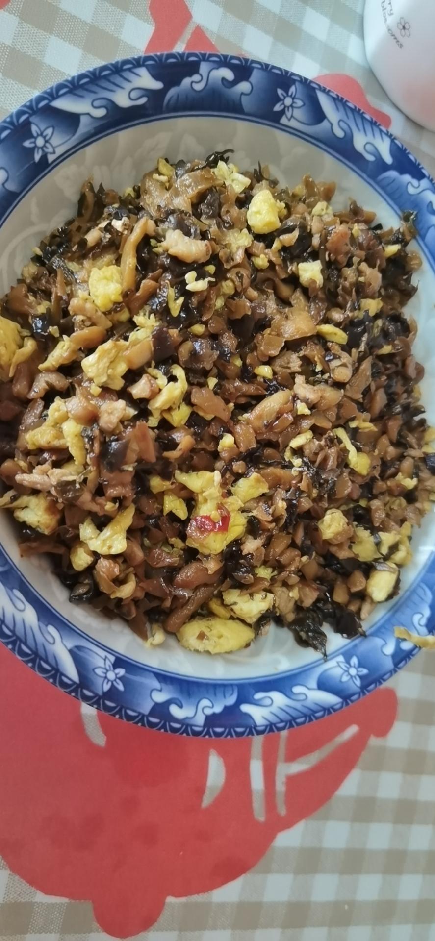 鸡蛋炒外婆菜(下饭菜)