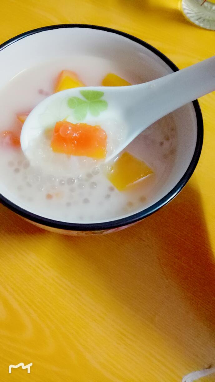 木瓜椰汁西米露