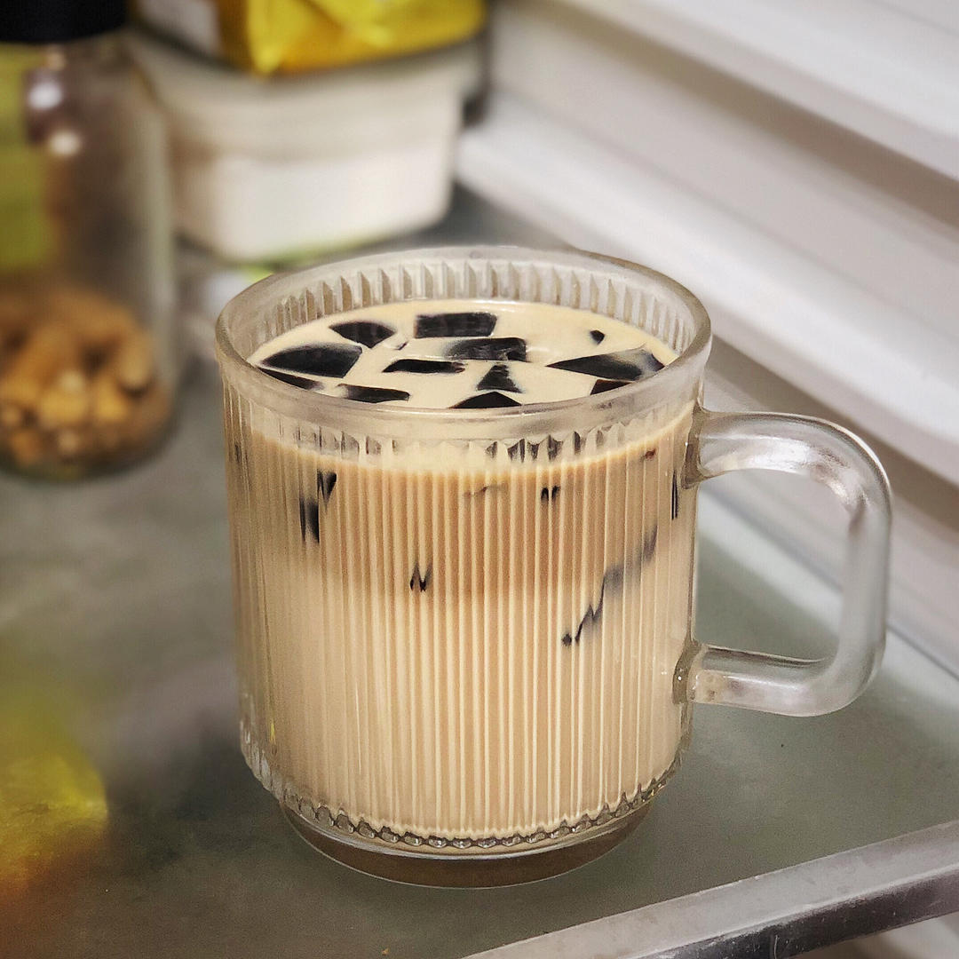 比奶茶还要好喝的柠檬红茶撞奶，清凉解暑
