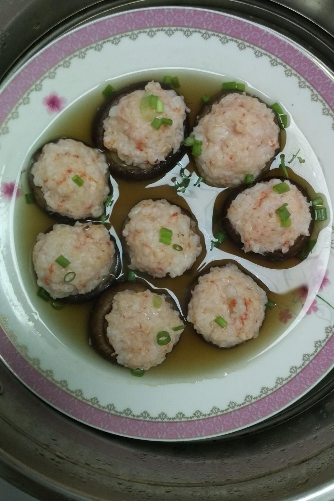香菇蒸虾盏